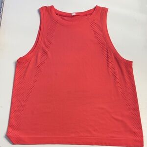 Lululemon Train To Be Tank size 6